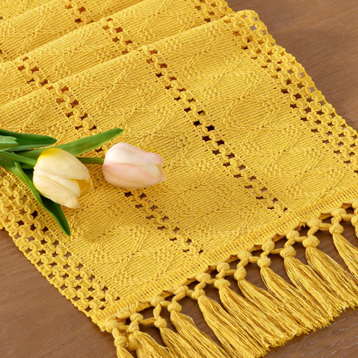 Socomi Boho Table Runner